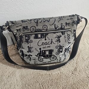 Coach Black and Cream Shoulder Bag